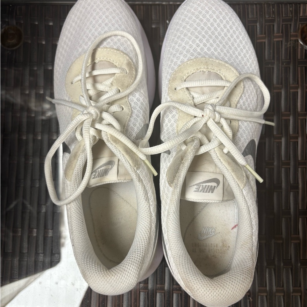 Nike White Sneakers Mesh Breathable Design